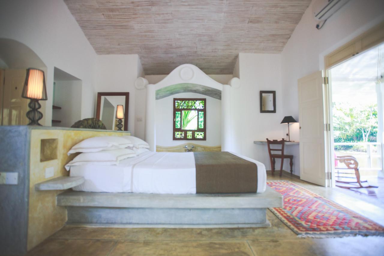 Karmel Villa Thalduwa Island - Five Bedroom Luxury Villa With Private Pool 阿杭格默 外观 照片