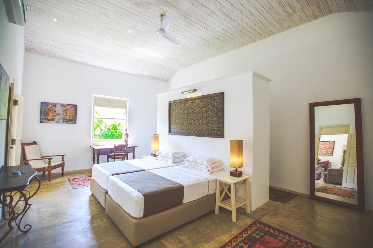 Karmel Villa Thalduwa Island - Five Bedroom Luxury Villa With Private Pool 阿杭格默 外观 照片